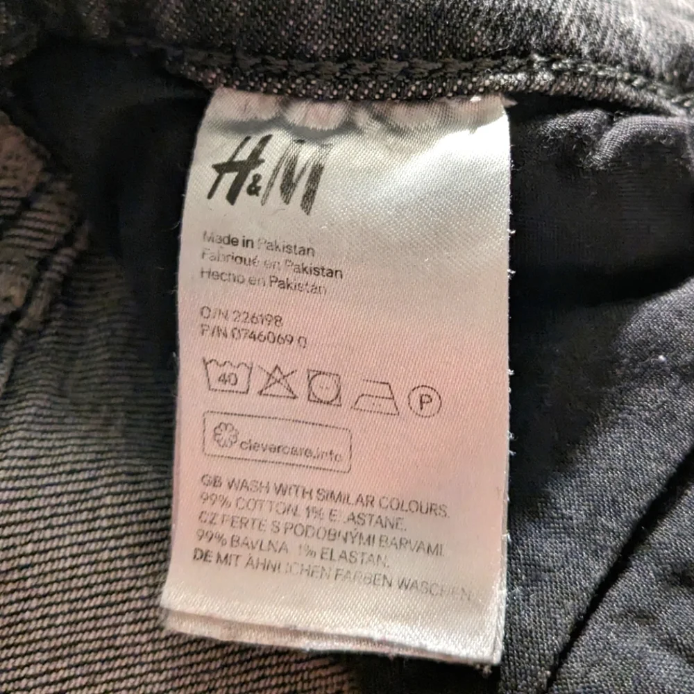 Jeans - Picture 6 of 7